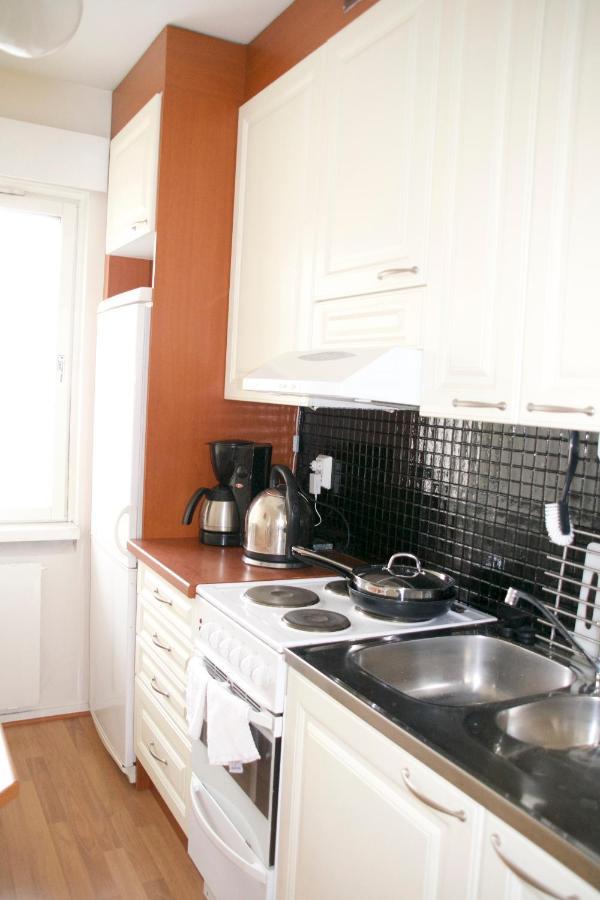 Ilona Apartments -"Home Away From Home" ก็อตกา ภายนอก รูปภาพ