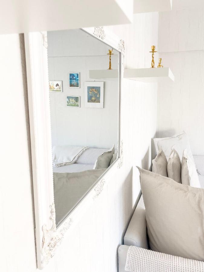 Ilona Apartments -"Home Away From Home" ก็อตกา ภายนอก รูปภาพ